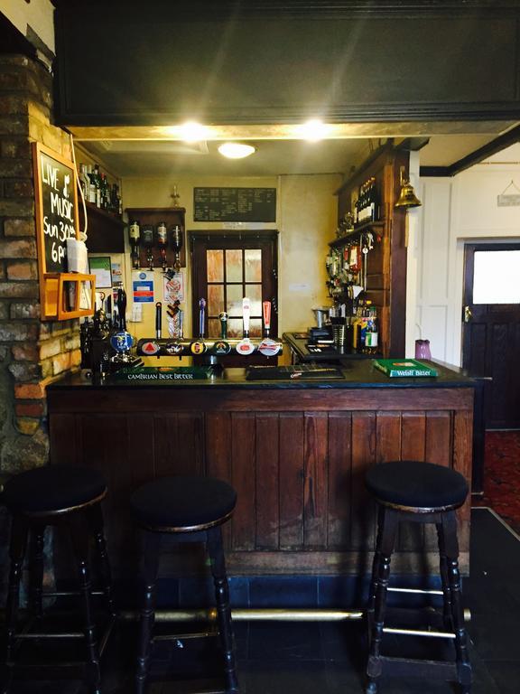 לינה וארוחת בוקר Nant-y-bwch The Nags Head Tredegar מראה חיצוני תמונה