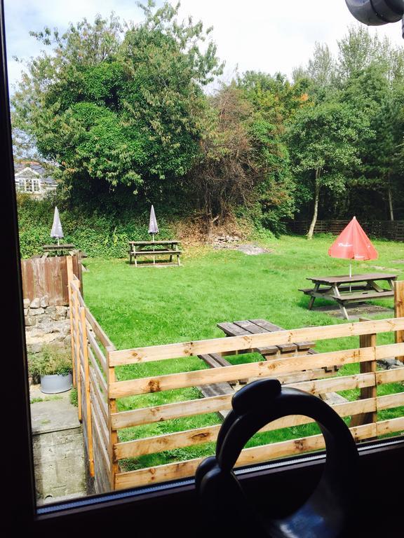 לינה וארוחת בוקר Nant-y-bwch The Nags Head Tredegar מראה חיצוני תמונה