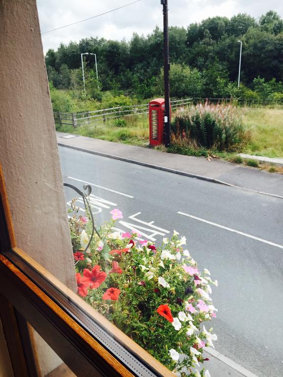 לינה וארוחת בוקר Nant-y-bwch The Nags Head Tredegar מראה חיצוני תמונה